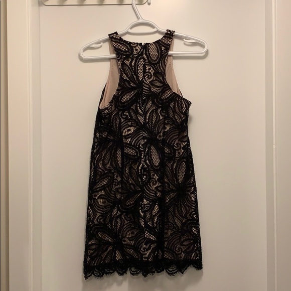 Aritzia Babaton Henry Dress - Picture 2 of 6